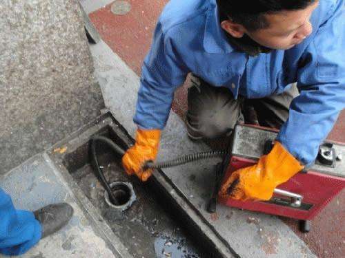 金秀疏通下水道